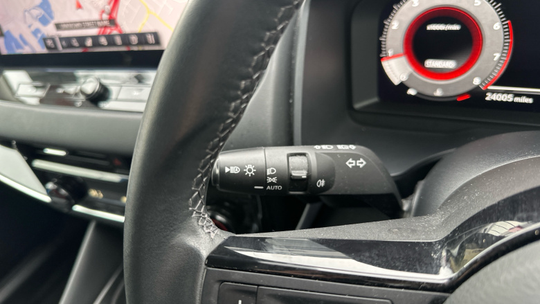 Nissan Qashqai 1.3 DiG-T MH N-Connecta 5dr Petrol Hatchback